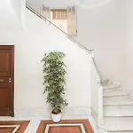 Re Di House * Roma