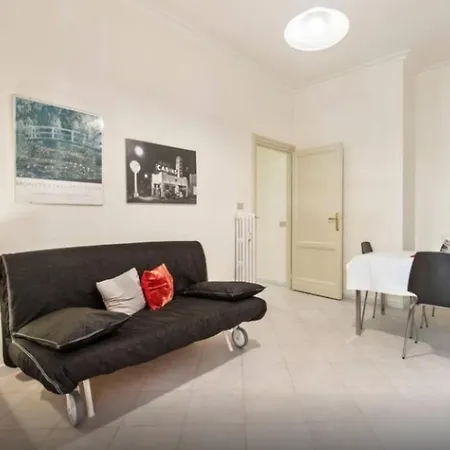 Re Di House アパート *