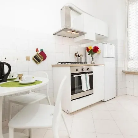 Re Di House アパート ローマ